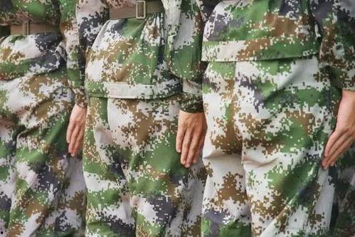 娱乐吃瓜酱军训,娱乐吃瓜酱的军旅成长记  第2张